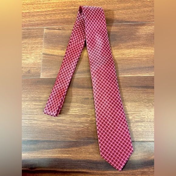 🍁SALE🍁NAUTICA Red Silk Polyester Blend Foulard Tie - Picture 2 of 9